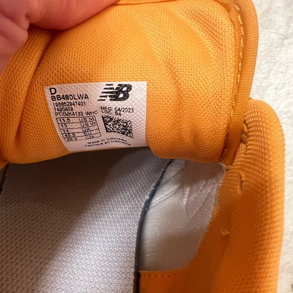 Men’s new balance sneakers - Picture 5 of 5